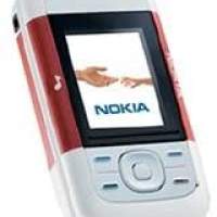 Мобильный телефон Nokia 5200/5300 возможны различные цвета